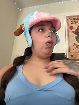 CharmingMaddie online show from 10/22/25, 02:50