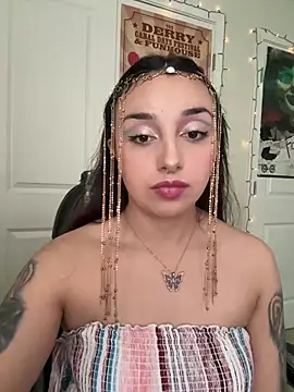 CharmingMaddie online show from 03/15/26, 05:19