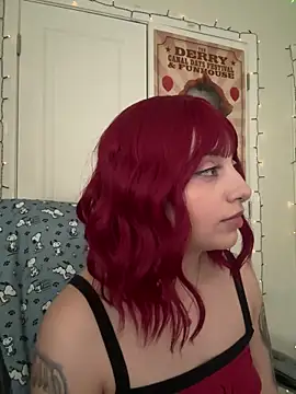 CharmingMaddie online show from 03/31/26, 05:35