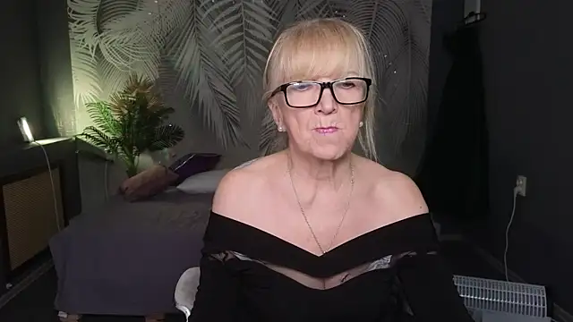 Sabina Ros online show from 03/04/26, 07:36