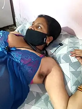 Love-pari077 online show from 05/05/26, 03:31