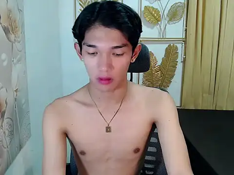 fuckerfriendsxx online show from 03/23/26, 10:19