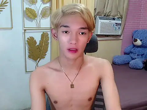 fuckerfriendsxx online show from 04/12/26, 04:39