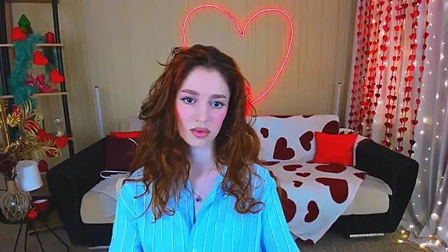 ChristinaConteeree online show from 02/15/26, 12:03