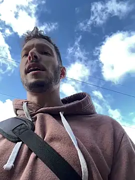 charl-5 online show from 10/13/25, 01:11