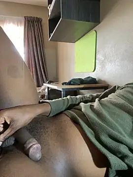 Snapshot of hardboyi03 chatting on 09/10/25, 09:53 hardboyi03 online show from 09/10/25, 09:53