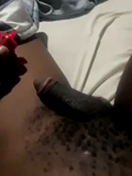 Snapshot of hardboyi03 chatting on 11/11/25, 06:08 hardboyi03 online show from 11/11/25, 06:08