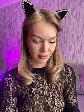 Snapshot of miss_veroNika chatting on 05/01/26, 02:38 miss veroNika online show from 05/01/26, 02:38