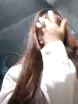 Snapshot of PhayPhay123 chatting on 10/25/25, 10:04 PhayPhay123 online show from 10/25/25, 10:04