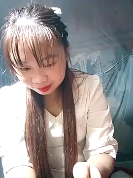 Snapshot of PhayPhay123 chatting on 10/26/25, 12:11 PhayPhay123 online show from 10/26/25, 12:11