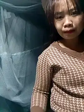 Snapshot of PhayPhay123 chatting on 11/16/25, 01:33 PhayPhay123 online show from 11/16/25, 01:33