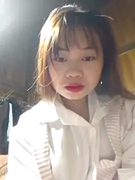 Snapshot of PhayPhay123 chatting on 11/27/25, 10:12 PhayPhay123 online show from 11/27/25, 10:12