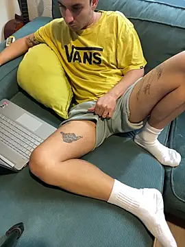 darkdecide online show from 11/28/25, 12:19