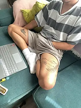 darkdecide online show from 12/02/25, 08:30