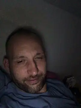 Snapshot of Nicobellich1989 chatting on 11/16/25, 01:33 Nicobellich1989 online show from 11/16/25, 01:33