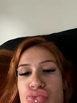 Snapshot of sereiaruiva99 chatting on 02/17/26, 06:25 sereiaruiva99 online show from 02/17/26, 06:25