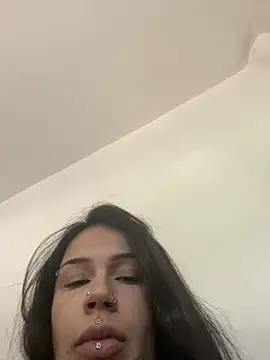 sereiaruiva99 online show from 05/11/26, 05:54
