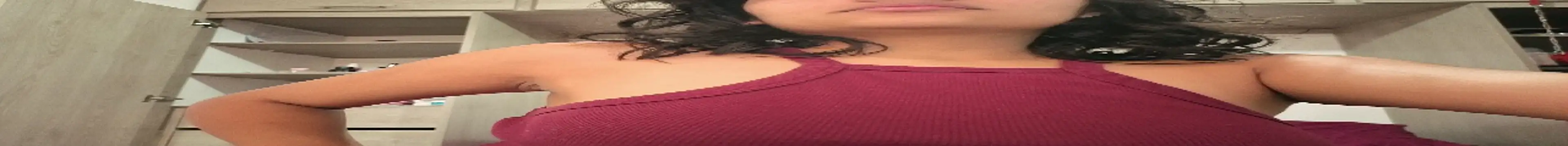 Snapshot of Candela___ chatting on 05/19/26, 01:06 Candela online show from 05/19/26, 01:06