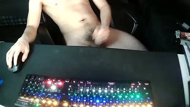 solooboy18 online show from 11/16/25, 03:39