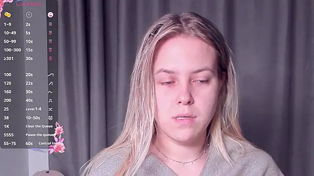 Snapshot of AngelAnty chatting on 10/09/25, 03:10 AngelAnty online show from 10/09/25, 03:10