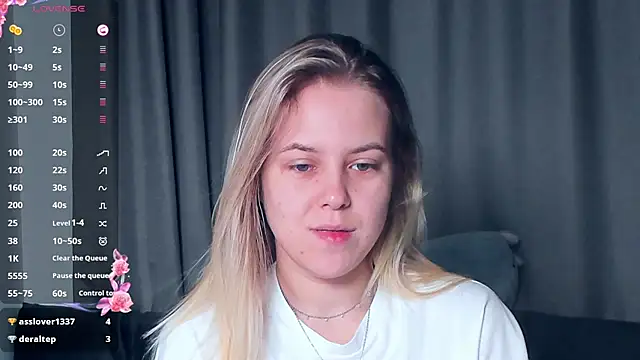 Snapshot of AngelAnty chatting on 11/14/25, 01:10 AngelAnty online show from 11/14/25, 01:10