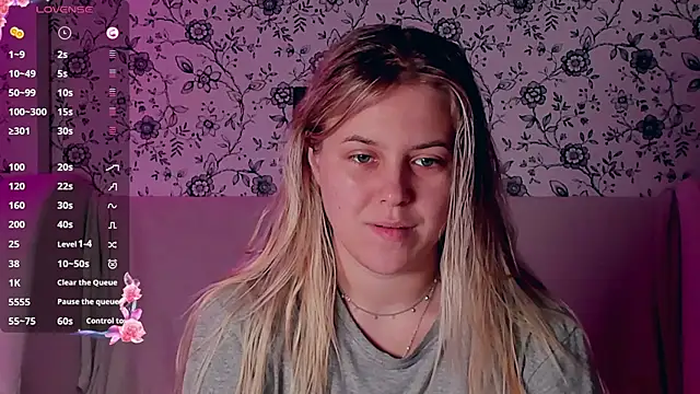 Snapshot of AngelAnty chatting on 11/29/25, 01:14 AngelAnty online show from 11/29/25, 01:14