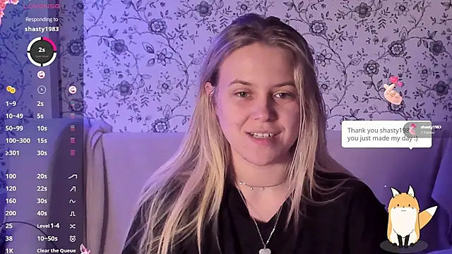 Snapshot of AngelAnty chatting on 12/15/25, 02:10 AngelAnty online show from 12/15/25, 02:10