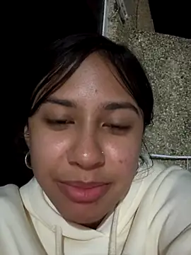 lynn9000 online show from 10/20/25, 05:08