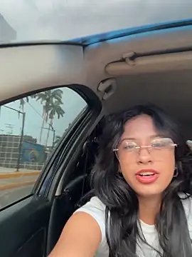 lynn9000 online show from 11/28/25, 05:59