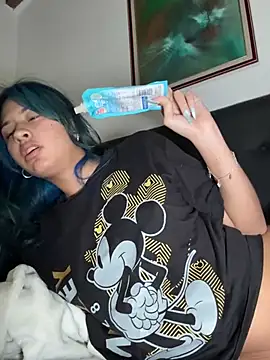 lynn9000 online show from 03/11/26, 04:40