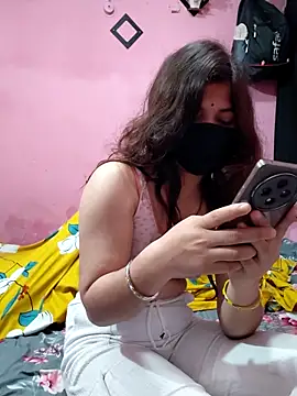 hiddennisha online show from 04/02/26, 03:04