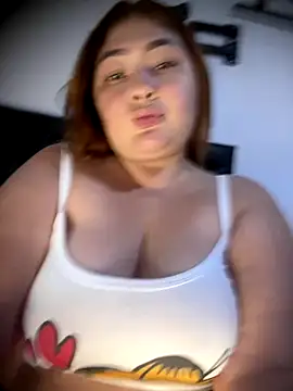 Snapshot of Rouse-Antonella chatting on 09/18/25, 04:25 Rouse-Antonella online show from 09/18/25, 04:25