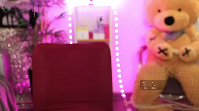 NovaHollisx online show from 03/27/26, 08:20