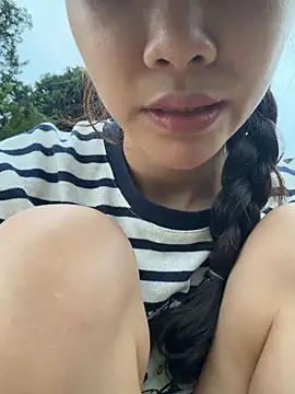 Snapshot of Adora188 chatting on 11/07/25, 09:31 Adora188 online show from 11/07/25, 09:31