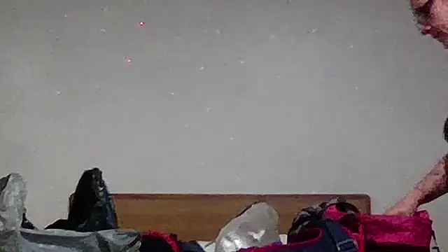 Snapshot of SparklesB1tch chatting on 10/28/25, 02:26 SparklesB1tch online show from 10/28/25, 02:26