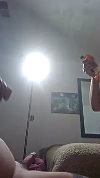 Snapshot of SparklesB1tch chatting on 12/03/25, 11:08 SparklesB1tch online show from 12/03/25, 11:08