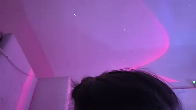 SparklesB1tch online show from 05/01/26, 10:14