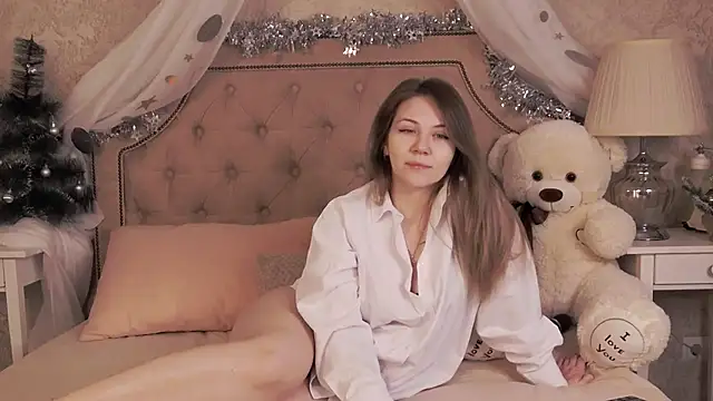 VeraHaze online show from 12/22/25, 02:41