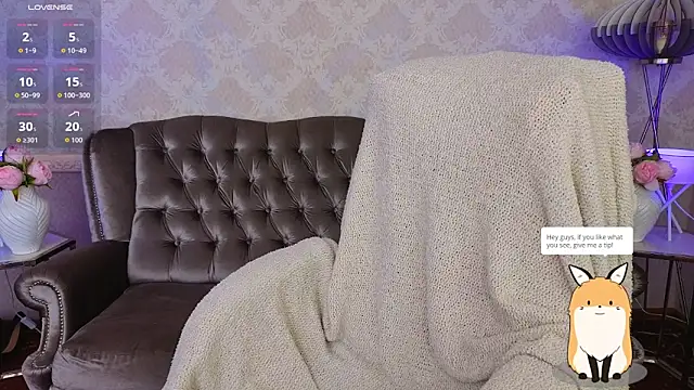 Snapshot of Clumsy_Nana chatting on 10/17/25, 06:43 Clumsy Nana online show from 10/17/25, 06:43