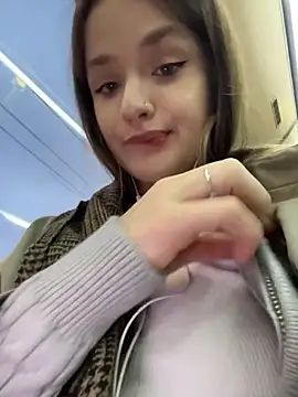 Snapshot of KittyQueeny chatting on 10/29/25, 02:19 KittyQueeny online show from 10/29/25, 02:19