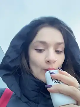 Snapshot of KittyQueeny chatting on 11/22/25, 07:07 KittyQueeny online show from 11/22/25, 07:07