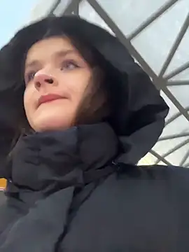 Snapshot of KittyQueeny chatting on 11/28/25, 01:14 KittyQueeny online show from 11/28/25, 01:14