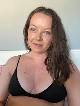 Snapshot of ScottishGymBunny chatting on 09/16/25, 08:48 ScottishGymBunny online show from 09/16/25, 08:48