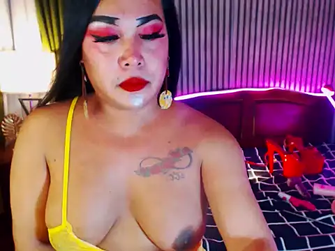 CumFactoryLuna online show from 04/26/26, 09:51
