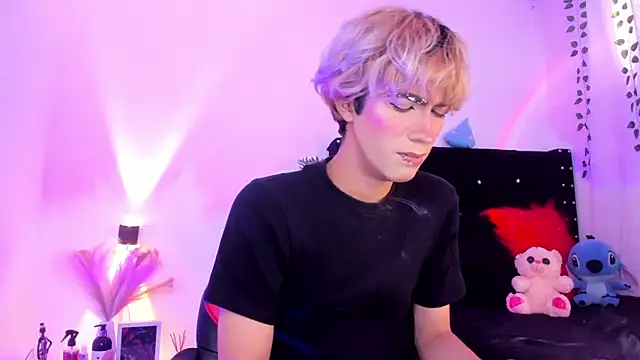 Cooperrosscute233 online show from 02/25/26, 07:56