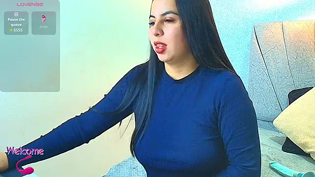 Snapshot of Aly_Smith_ chatting on 10/10/25, 11:31 Aly Smith online show from 10/10/25, 11:31