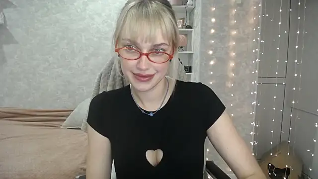 NickyAdamidi online show from 09/15/25, 04:07