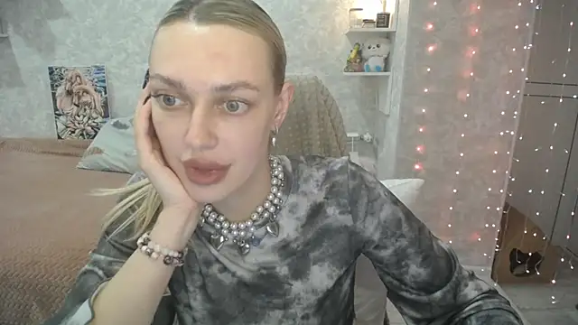 NickyAdamidi online show from 10/21/25, 04:30