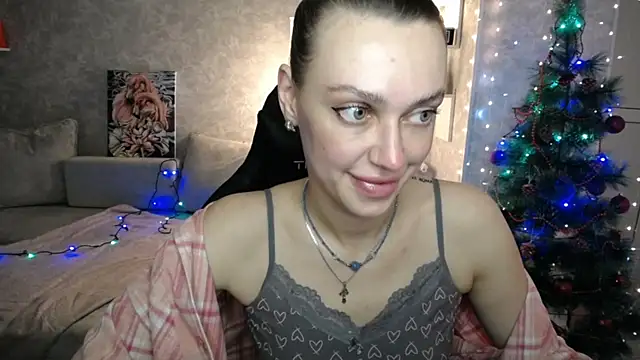 Snapshot of NickyAdamidi chatting on 12/16/25, 05:29 NickyAdamidi online show from 12/16/25, 05:29