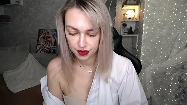 Snapshot of NickyAdamidi chatting on 01/17/26, 03:28 NickyAdamidi online show from 01/17/26, 03:28